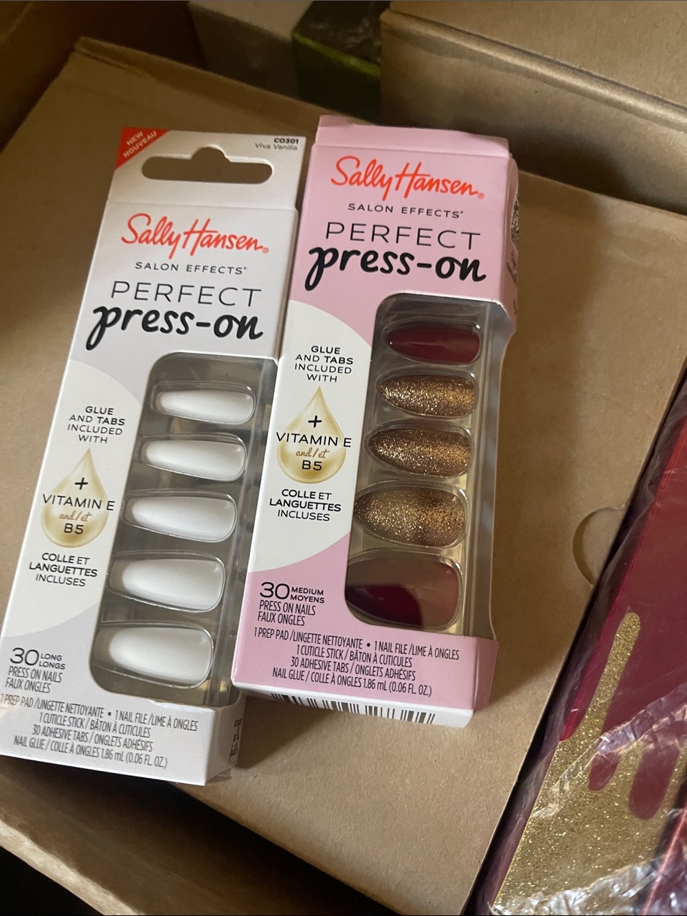Sally Hansen Perfect Press-On Nails - White & Gold Glitter Duo
